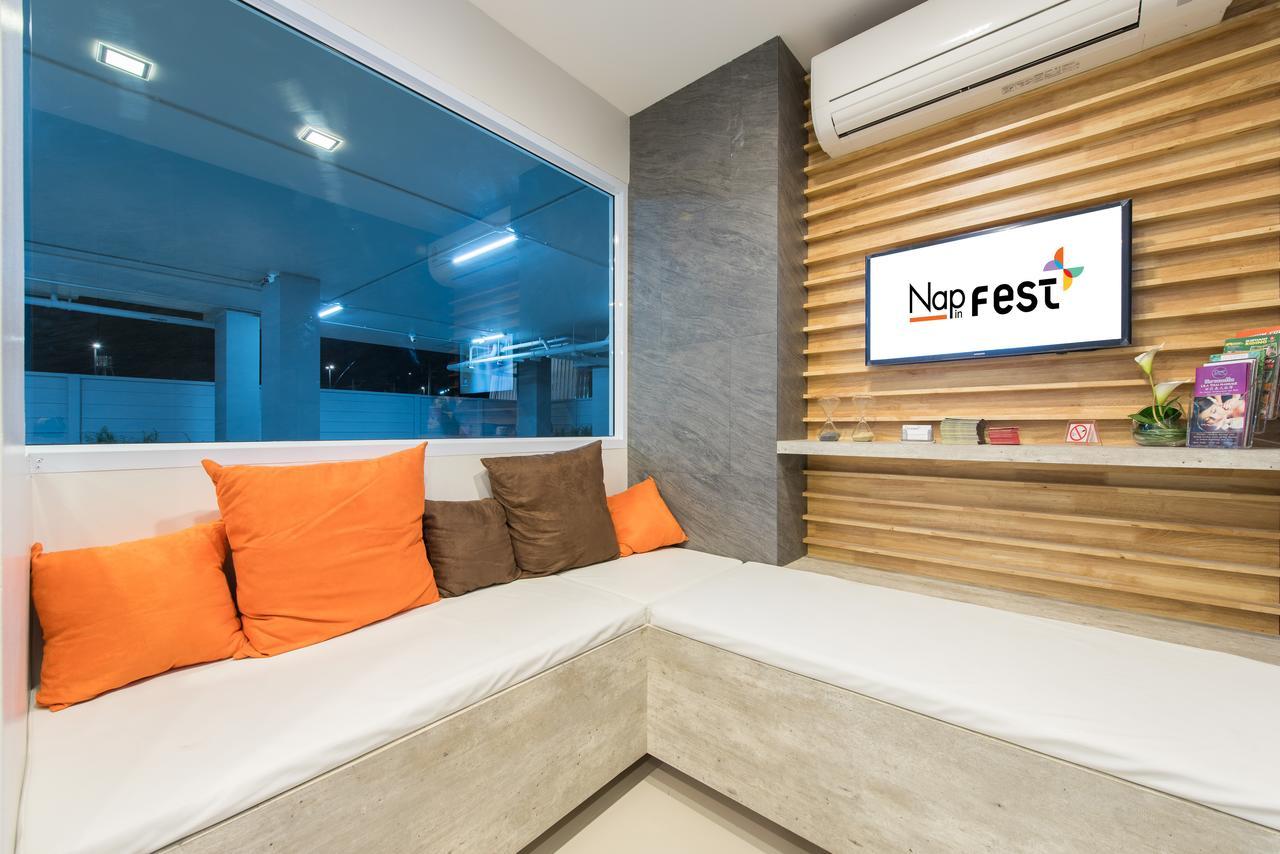 Nap In Fest Hotel Chiang Mai Exterior foto